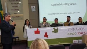 Read more about the article PREFEITURAS DA REGIÃO SUL PARTICIPAM DO SEMINÁRIO UNINDO FORÇAS