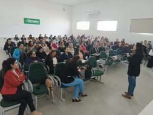 Read more about the article AMESC, AMREC e AMUREL tratam sobre política de assistência social e SUAS