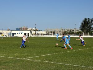 Read more about the article Muitos gols marcam as semifinais da Copa AMESC de Seleções